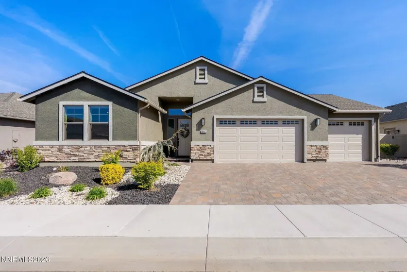 560 Riverbed, Reno, Nevada 89521, 3 Bedrooms Bedrooms, ,3 BathroomsBathrooms,Residential,Residential,Riverbed,260004971