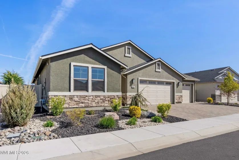 560 Riverbed, Reno, Nevada 89521, 3 Bedrooms Bedrooms, ,3 BathroomsBathrooms,Residential,Residential,Riverbed,260004971
