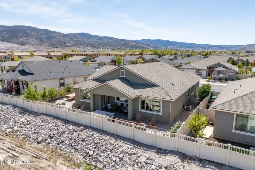 560 Riverbed, Reno, Nevada 89521, 3 Bedrooms Bedrooms, ,3 BathroomsBathrooms,Residential,Residential,Riverbed,260004971