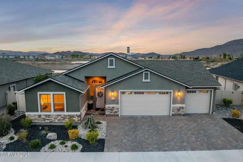 560 Riverbed, Reno, Nevada 89521, 3 Bedrooms Bedrooms, ,3 BathroomsBathrooms,Residential,Residential,Riverbed,260004971