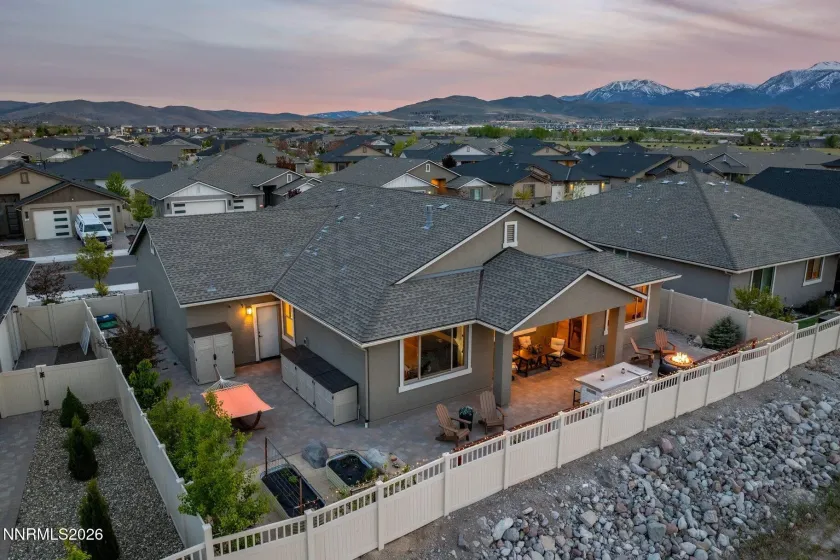 560 Riverbed, Reno, Nevada 89521, 3 Bedrooms Bedrooms, ,3 BathroomsBathrooms,Residential,Residential,Riverbed,260004971