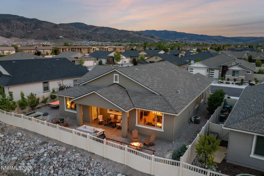 560 Riverbed, Reno, Nevada 89521, 3 Bedrooms Bedrooms, ,3 BathroomsBathrooms,Residential,Residential,Riverbed,260004971