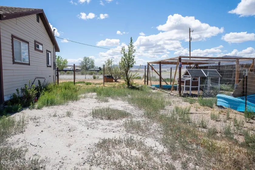 2 Pinehurst, Yerington, Nevada 89447, 3 Bedrooms Bedrooms, ,2 BathroomsBathrooms,Residential,Residential,Pinehurst,260004973