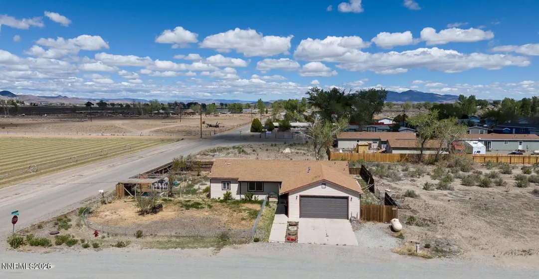 2 Pinehurst, Yerington, Nevada 89447, 3 Bedrooms Bedrooms, ,2 BathroomsBathrooms,Residential,Residential,Pinehurst,260004973