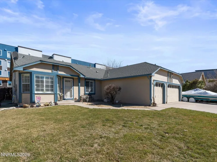 300 Kilborne, Reno, Nevada 89509, 4 Bedrooms Bedrooms, ,2 BathroomsBathrooms,Residential,Residential,Kilborne,260002840