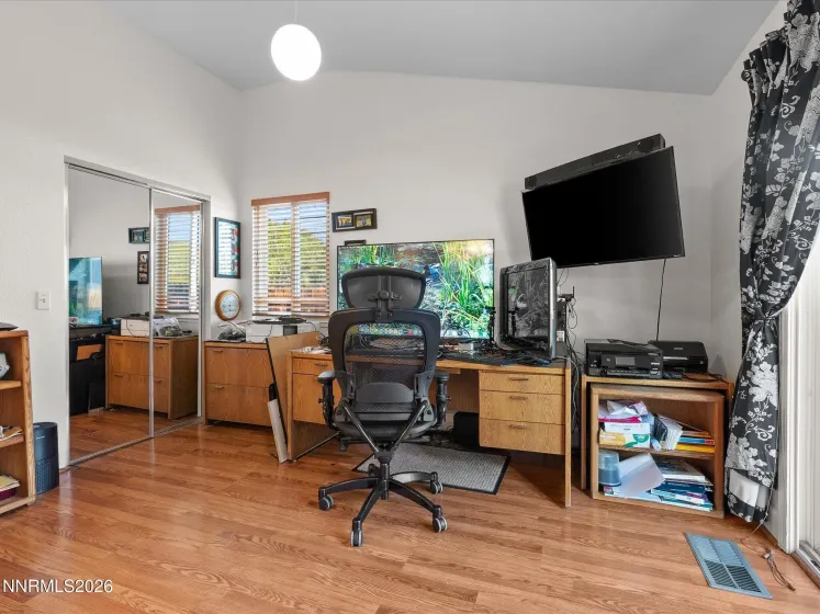 4572 Creekside, Reno, Nevada 89502, 3 Bedrooms Bedrooms, ,2 BathroomsBathrooms,Residential,Residential,Creekside,260004974