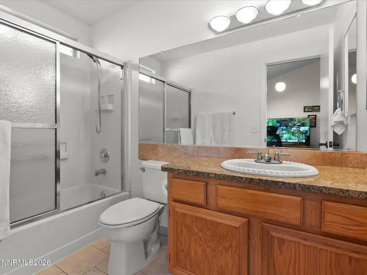 4572 Creekside, Reno, Nevada 89502, 3 Bedrooms Bedrooms, ,2 BathroomsBathrooms,Residential,Residential,Creekside,260004974