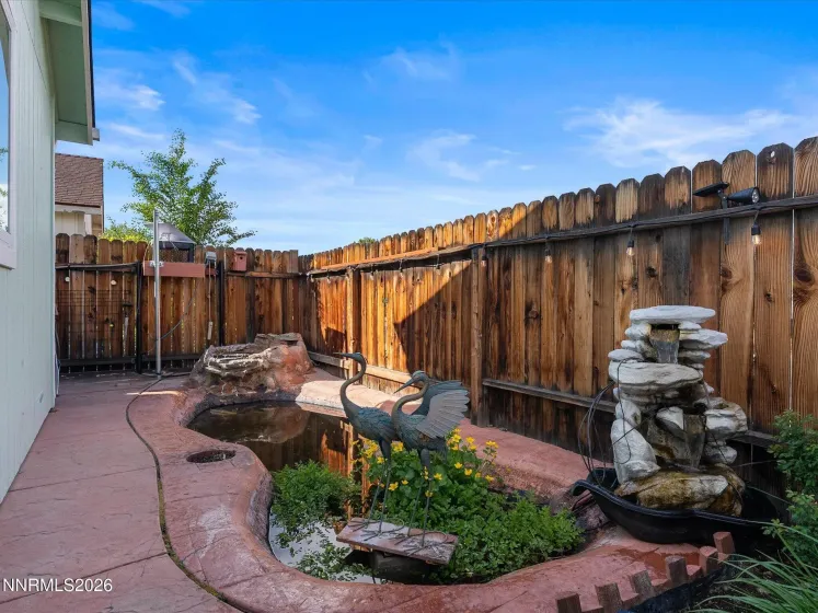 4572 Creekside, Reno, Nevada 89502, 3 Bedrooms Bedrooms, ,2 BathroomsBathrooms,Residential,Residential,Creekside,260004974