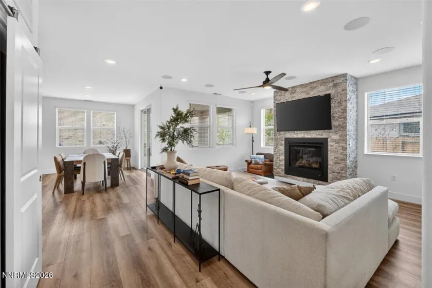 55 Eclipse, Carson City, Nevada 89705, 3 Bedrooms Bedrooms, ,3 BathroomsBathrooms,Residential,Residential,Eclipse,260004976