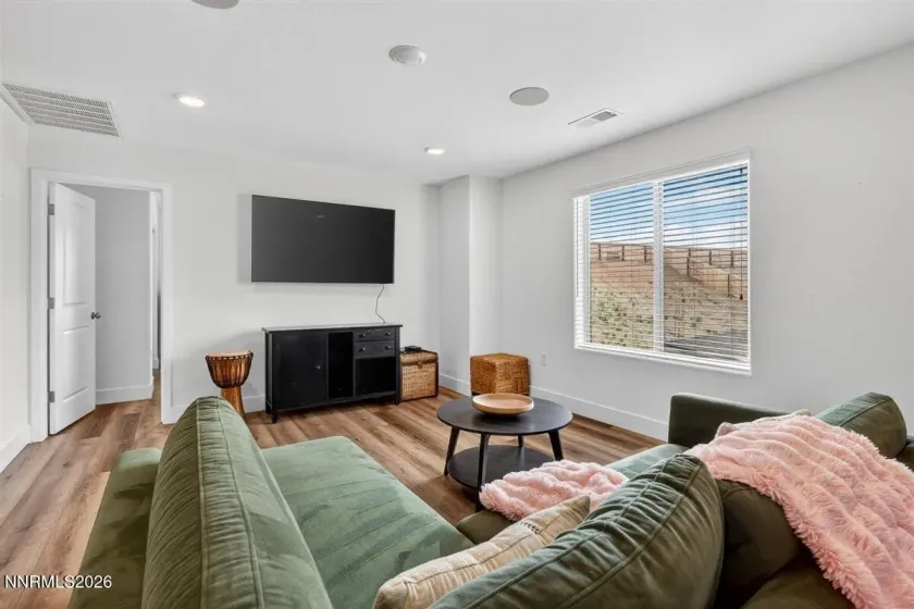 55 Eclipse, Carson City, Nevada 89705, 3 Bedrooms Bedrooms, ,3 BathroomsBathrooms,Residential,Residential,Eclipse,260004976