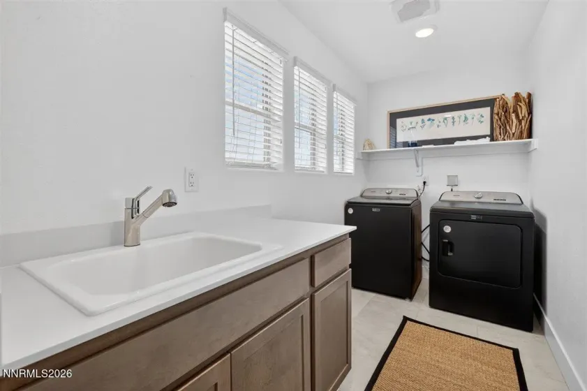 55 Eclipse, Carson City, Nevada 89705, 3 Bedrooms Bedrooms, ,3 BathroomsBathrooms,Residential,Residential,Eclipse,260004976