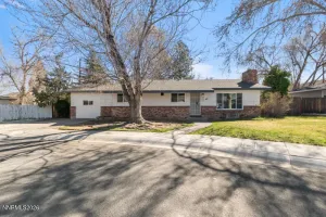 810 Lahontan, Reno, Nevada 89509, 3 Bedrooms Bedrooms, ,2 BathroomsBathrooms,Residential,Residential,Lahontan,260001974