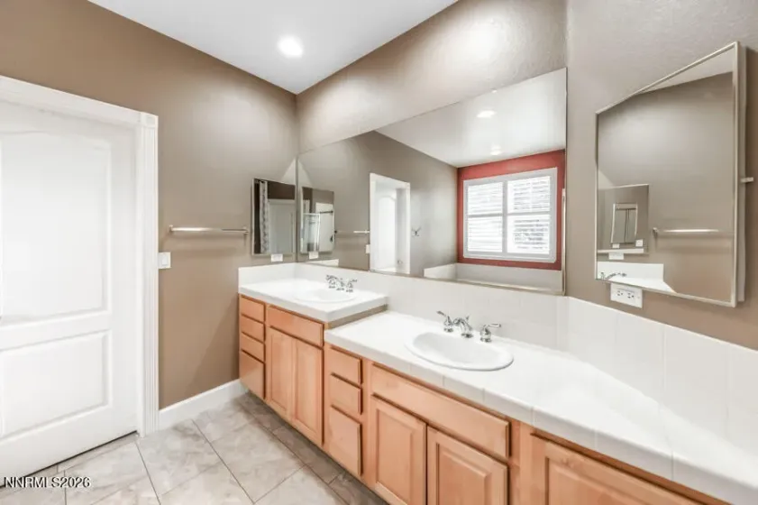 2717 Hamm, Sparks, Nevada 89436, 3 Bedrooms Bedrooms, ,3 BathroomsBathrooms,Residential,Residential,Hamm,260004978