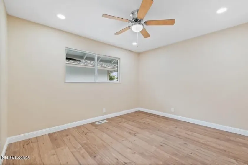 1655 Byrd, Sparks, Nevada 89431, 3 Bedrooms Bedrooms, ,2 BathroomsBathrooms,Residential,Residential,Byrd,260003134