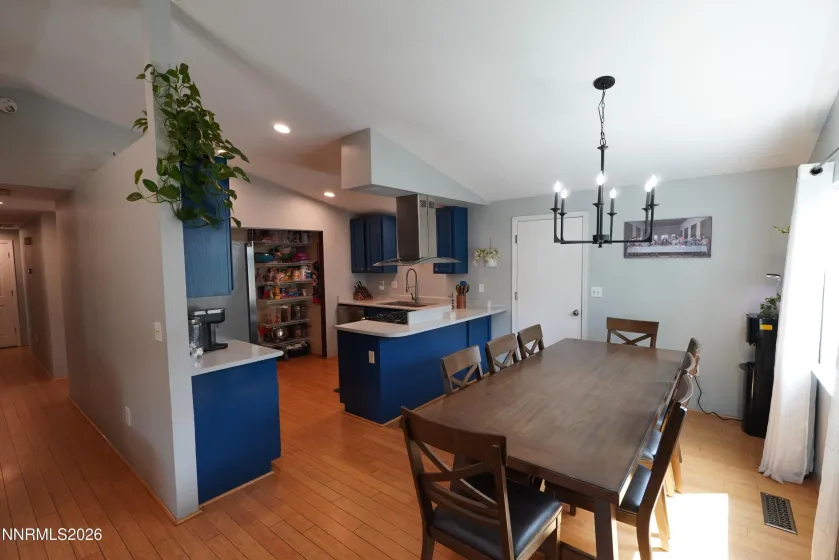 2118 Southridge, Carson City, Nevada 89706, 4 Bedrooms Bedrooms, ,2 BathroomsBathrooms,Residential,Residential,Southridge,260005014