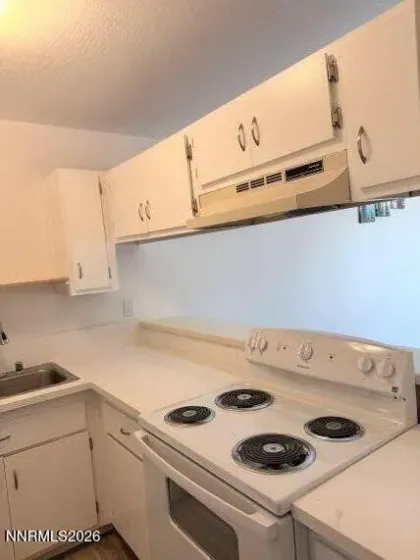 2555 Clear Acre, Reno, Nevada 89512, 2 Bedrooms Bedrooms, ,2 BathroomsBathrooms,Residential,Residential,Clear Acre,260005018