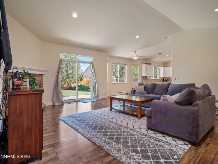 1118 Chantel, Minden, Nevada 89423, 4 Bedrooms Bedrooms, ,3 BathroomsBathrooms,Residential,Residential,Chantel,260005019