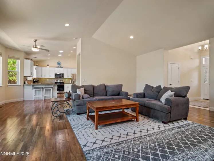 1118 Chantel, Minden, Nevada 89423, 4 Bedrooms Bedrooms, ,3 BathroomsBathrooms,Residential,Residential,Chantel,260005019