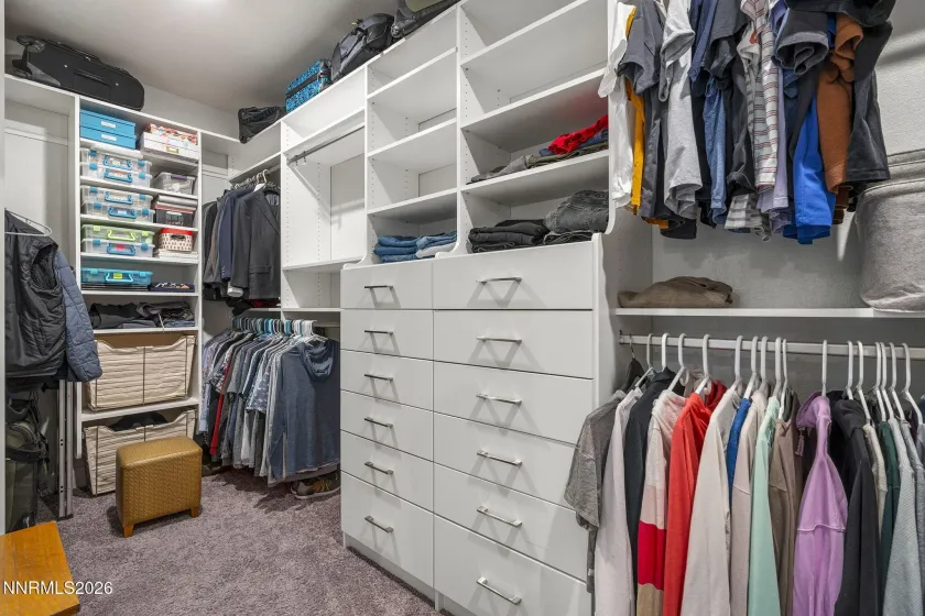 531 Riverbed, Reno, Nevada 89521, 3 Bedrooms Bedrooms, ,3 BathroomsBathrooms,Residential,Residential,Riverbed,260004980