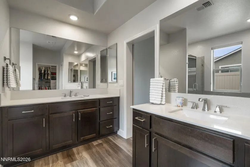 531 Riverbed, Reno, Nevada 89521, 3 Bedrooms Bedrooms, ,3 BathroomsBathrooms,Residential,Residential,Riverbed,260004980