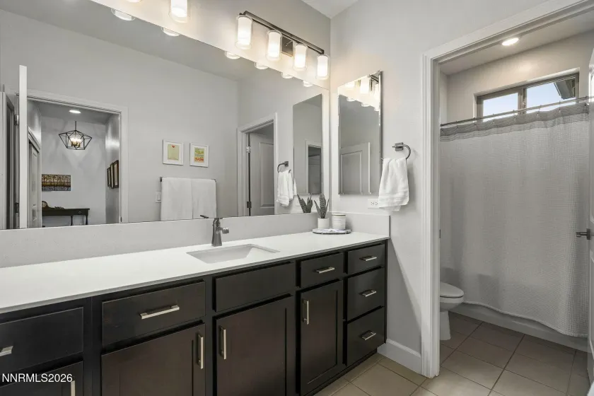 531 Riverbed, Reno, Nevada 89521, 3 Bedrooms Bedrooms, ,3 BathroomsBathrooms,Residential,Residential,Riverbed,260004980