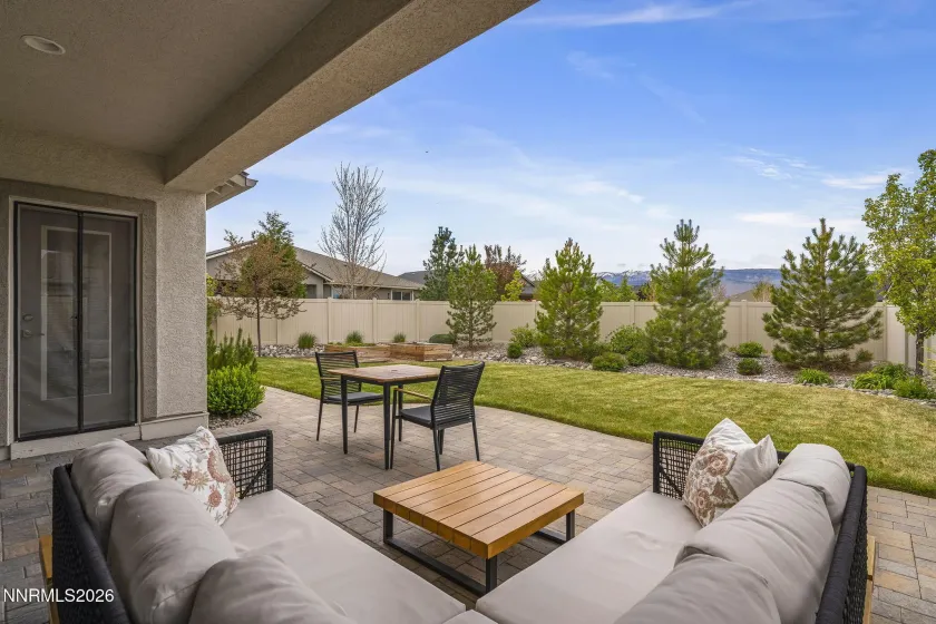 531 Riverbed, Reno, Nevada 89521, 3 Bedrooms Bedrooms, ,3 BathroomsBathrooms,Residential,Residential,Riverbed,260004980