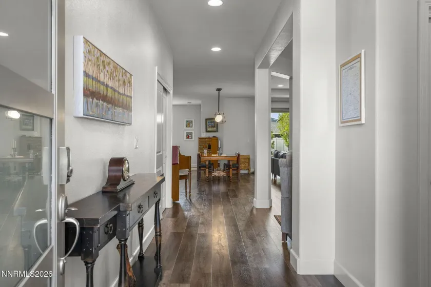 531 Riverbed, Reno, Nevada 89521, 3 Bedrooms Bedrooms, ,3 BathroomsBathrooms,Residential,Residential,Riverbed,260004980