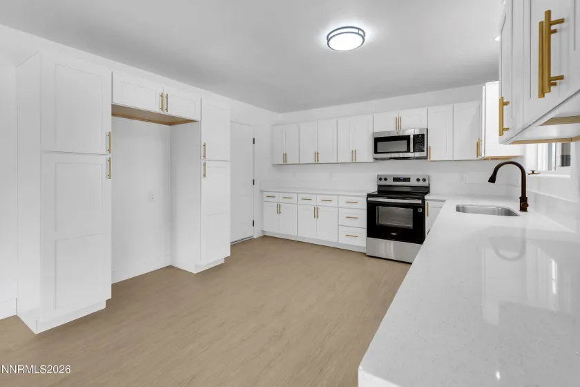 10130 Manassas, Reno, Nevada 89508, 3 Bedrooms Bedrooms, ,2 BathroomsBathrooms,Residential,Residential,Manassas,260004981