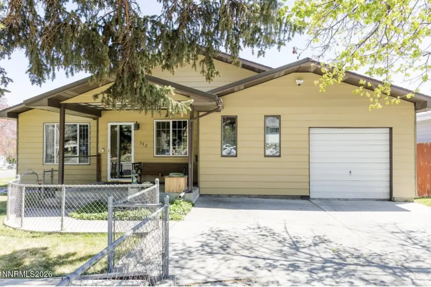 392 Willow, Elko, Nevada 89801, 3 Bedrooms Bedrooms, ,2 BathroomsBathrooms,Residential,Residential,Willow,260004982