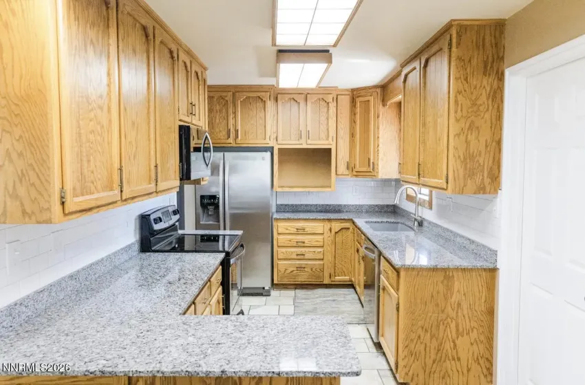 392 Willow, Elko, Nevada 89801, 3 Bedrooms Bedrooms, ,2 BathroomsBathrooms,Residential,Residential,Willow,260004982