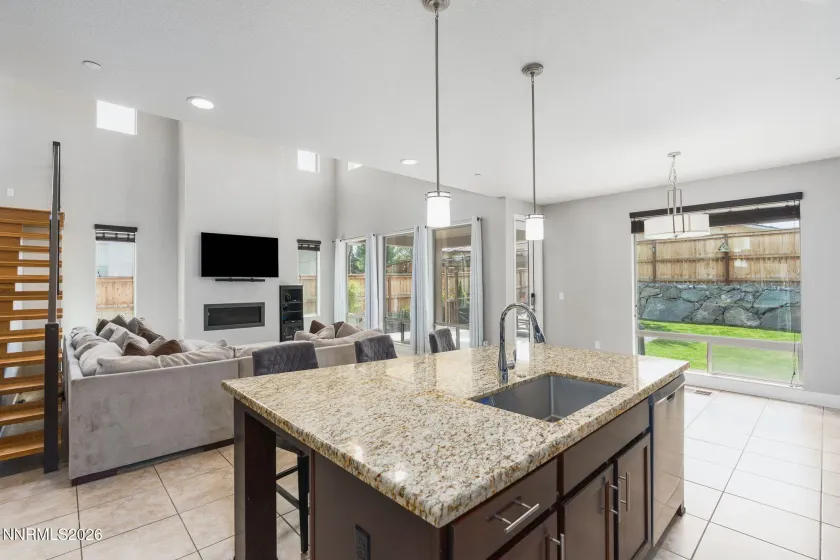 4757 Chromium, Sparks, Nevada 89436, 5 Bedrooms Bedrooms, ,4 BathroomsBathrooms,Residential,Residential,Chromium,260004983