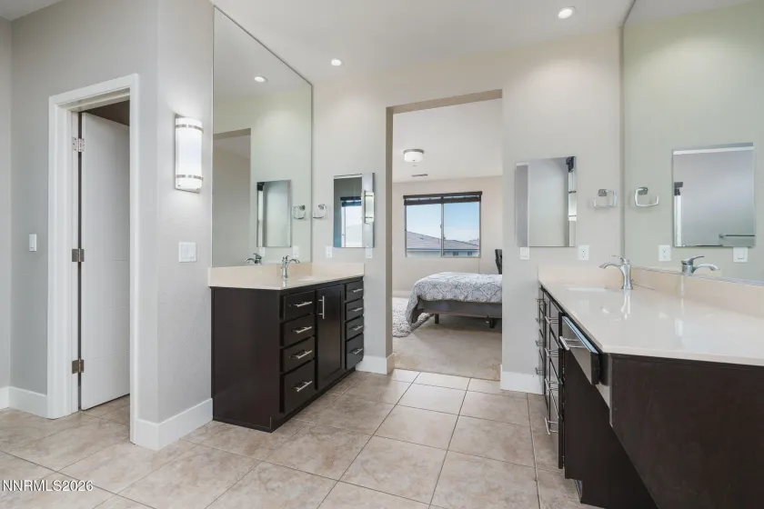 4757 Chromium, Sparks, Nevada 89436, 5 Bedrooms Bedrooms, ,4 BathroomsBathrooms,Residential,Residential,Chromium,260004983