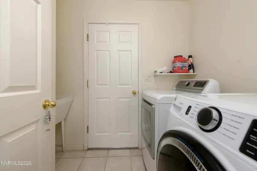 2887 San Gabriel, Minden, Nevada 89423, 3 Bedrooms Bedrooms, ,2 BathroomsBathrooms,Residential,Residential,San Gabriel,260004984