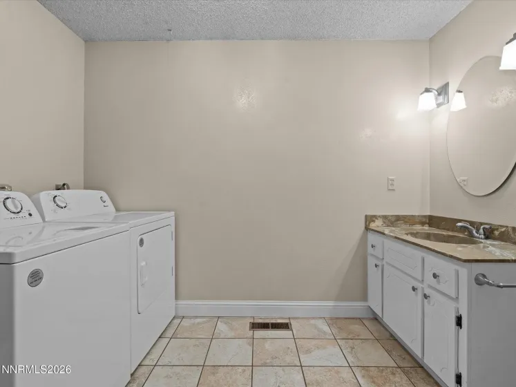 4301 Meadow Wood, Carson City, Nevada 89703, 3 Bedrooms Bedrooms, ,3 BathroomsBathrooms,Residential,Residential,Meadow Wood,260004985