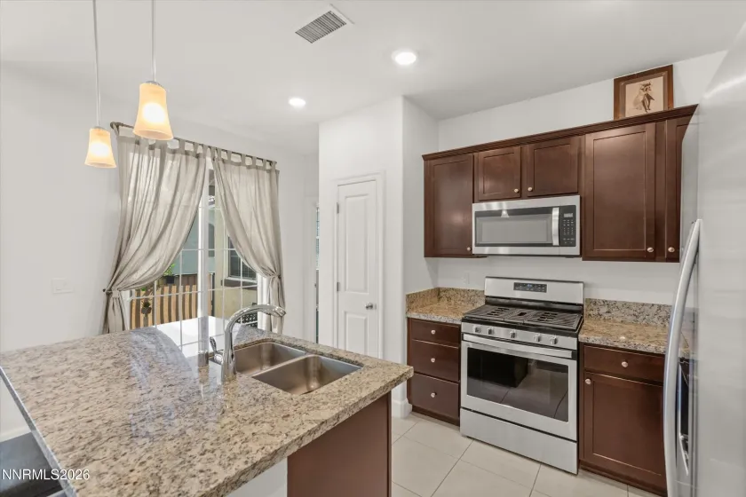 1884 Sea Horse, Reno, Nevada 89521, 2 Bedrooms Bedrooms, ,2 BathroomsBathrooms,Residential,Residential,Sea Horse,260004986