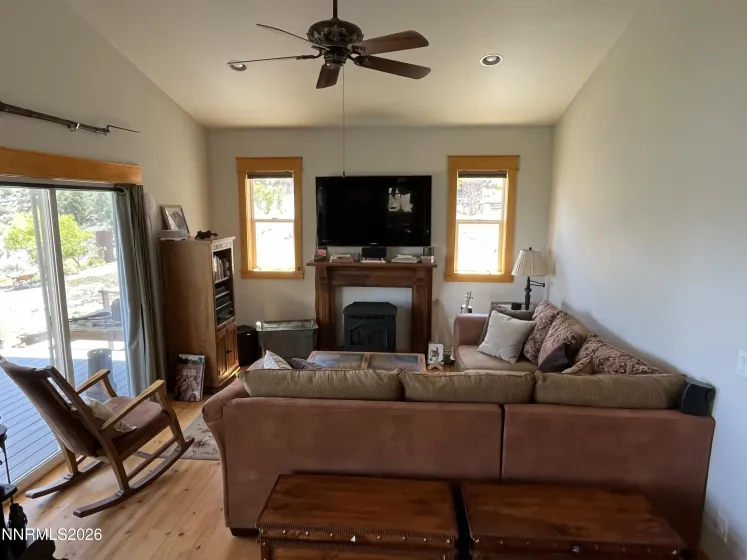 15 Wine Glass, Kingston, Nevada 89310, 1 Bedroom Bedrooms, ,1 BathroomBathrooms,Residential,Residential,Wine Glass,260004829