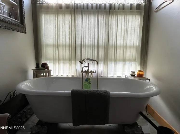 15 Wine Glass, Kingston, Nevada 89310, 1 Bedroom Bedrooms, ,1 BathroomBathrooms,Residential,Residential,Wine Glass,260004829