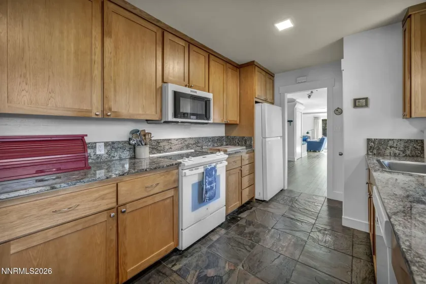 725 Gordon, Reno, Nevada 89509, 3 Bedrooms Bedrooms, ,2 BathroomsBathrooms,Residential,Residential,Gordon,260004996