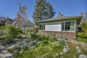 725 Gordon, Reno, Nevada 89509, 3 Bedrooms Bedrooms, ,2 BathroomsBathrooms,Residential,Residential,Gordon,260004996