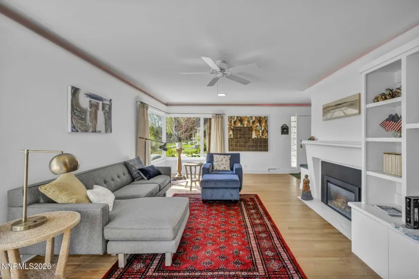 725 Gordon, Reno, Nevada 89509, 3 Bedrooms Bedrooms, ,2 BathroomsBathrooms,Residential,Residential,Gordon,260004996