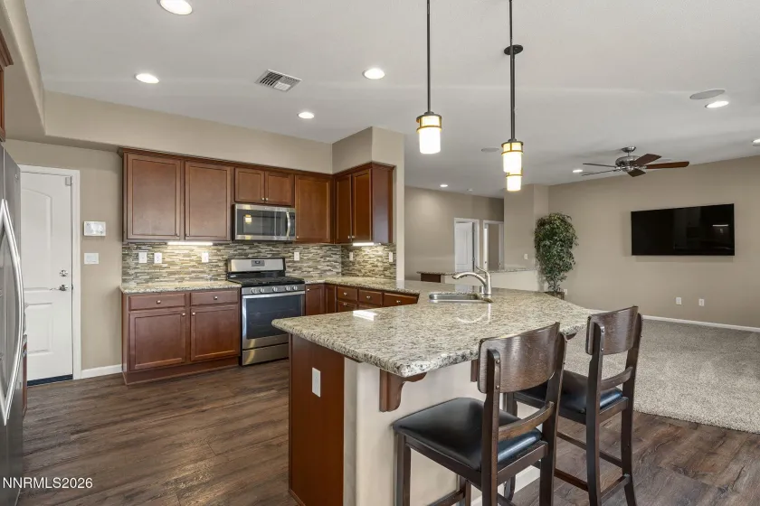 2198 Cecile, Reno, Nevada 89521, 4 Bedrooms Bedrooms, ,3 BathroomsBathrooms,Residential,Residential,Cecile,260004998