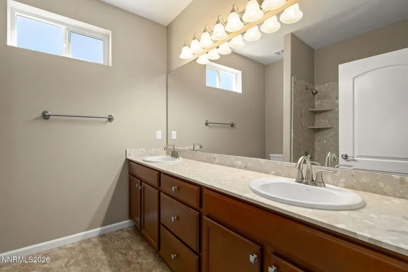 2198 Cecile, Reno, Nevada 89521, 4 Bedrooms Bedrooms, ,3 BathroomsBathrooms,Residential,Residential,Cecile,260004998