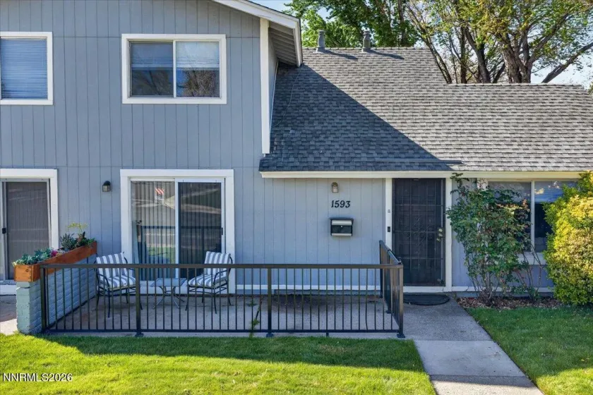 1593 York, Sparks, Nevada 89431, 3 Bedrooms Bedrooms, ,2 BathroomsBathrooms,Residential,Residential,York,260004999