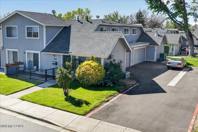 1593 York, Sparks, Nevada 89431, 3 Bedrooms Bedrooms, ,2 BathroomsBathrooms,Residential,Residential,York,260004999