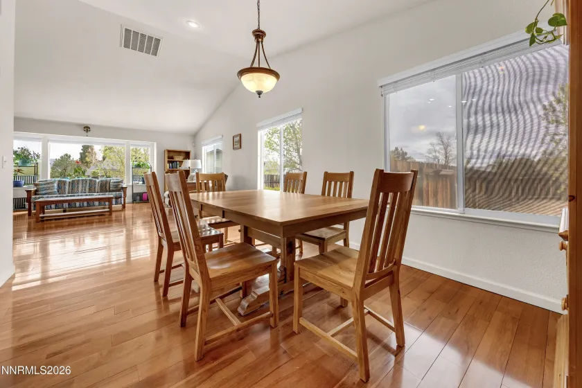 480 Ember, Sparks, Nevada 89436, 4 Bedrooms Bedrooms, ,3 BathroomsBathrooms,Residential,Residential,Ember,260005001