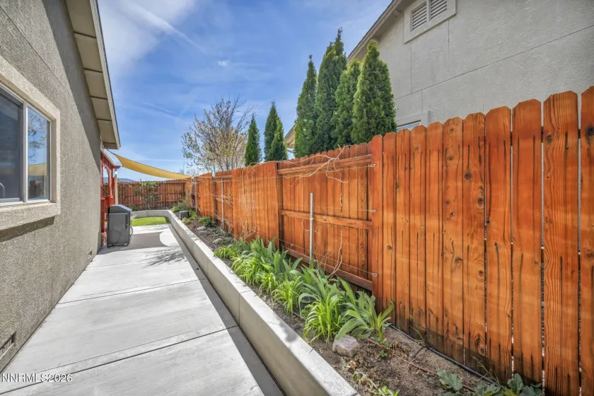 20982 White Rock, Reno, Nevada 89508, 4 Bedrooms Bedrooms, ,2 BathroomsBathrooms,Residential,Residential,White Rock,260005003