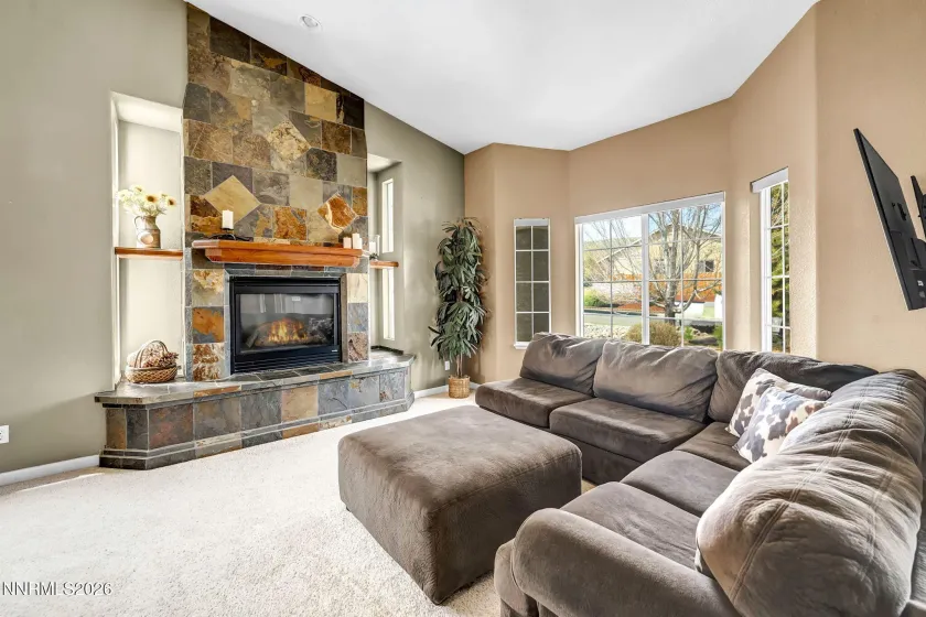 20982 White Rock, Reno, Nevada 89508, 4 Bedrooms Bedrooms, ,2 BathroomsBathrooms,Residential,Residential,White Rock,260005003