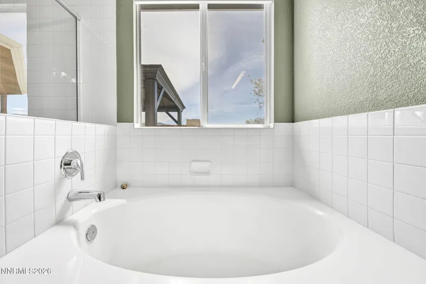 20982 White Rock, Reno, Nevada 89508, 4 Bedrooms Bedrooms, ,2 BathroomsBathrooms,Residential,Residential,White Rock,260005003