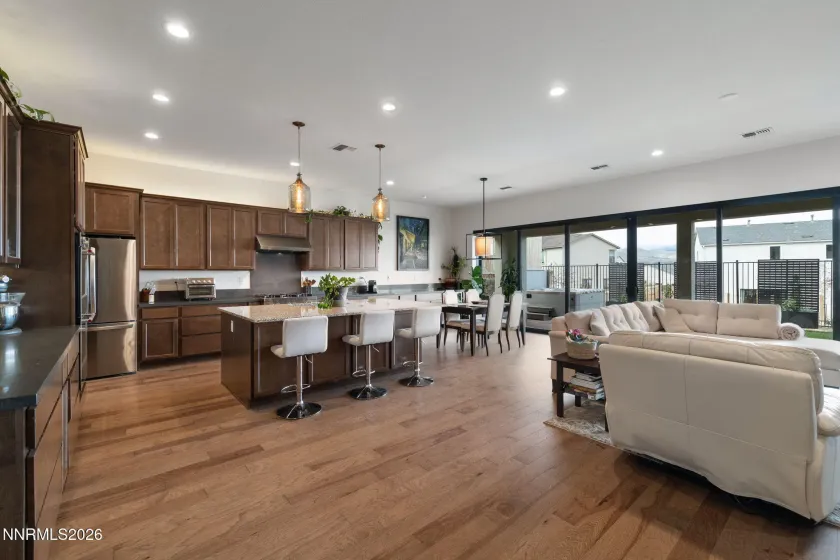 15025 Iron River, Reno, Nevada 89521, 3 Bedrooms Bedrooms, ,3 BathroomsBathrooms,Residential,Residential,Iron River,260005011