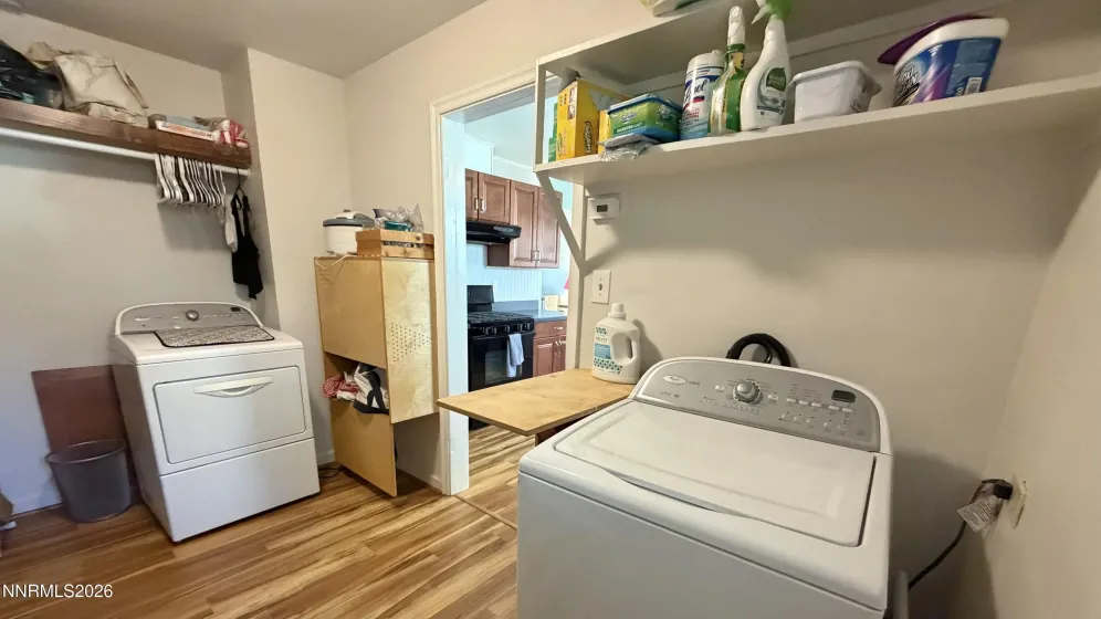 525 Taylor, Reno, Nevada 89502, 2 Bedrooms Bedrooms, ,1 BathroomBathrooms,Residential,Residential,Taylor,260005010